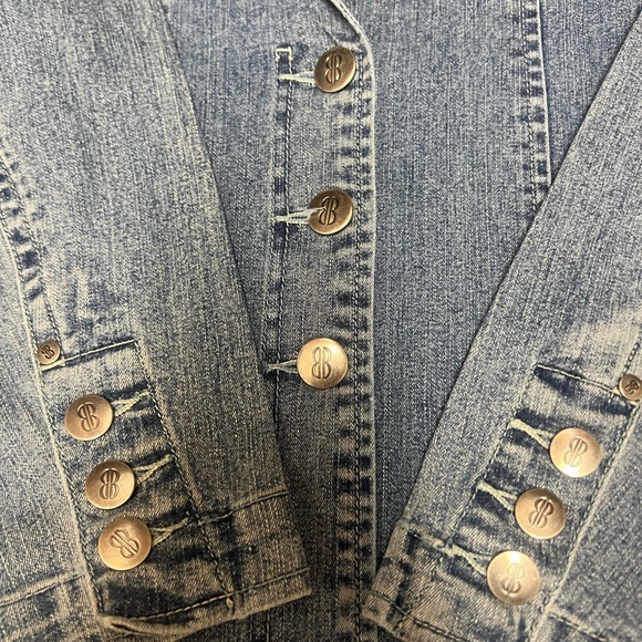 Vintage women’s Bill Blass Blue Denim Jacket - Picture 5 of 10